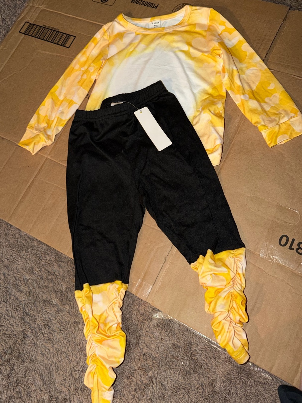 SHEIN Yellow Tie-Dye Sleeve Set with Black Pants